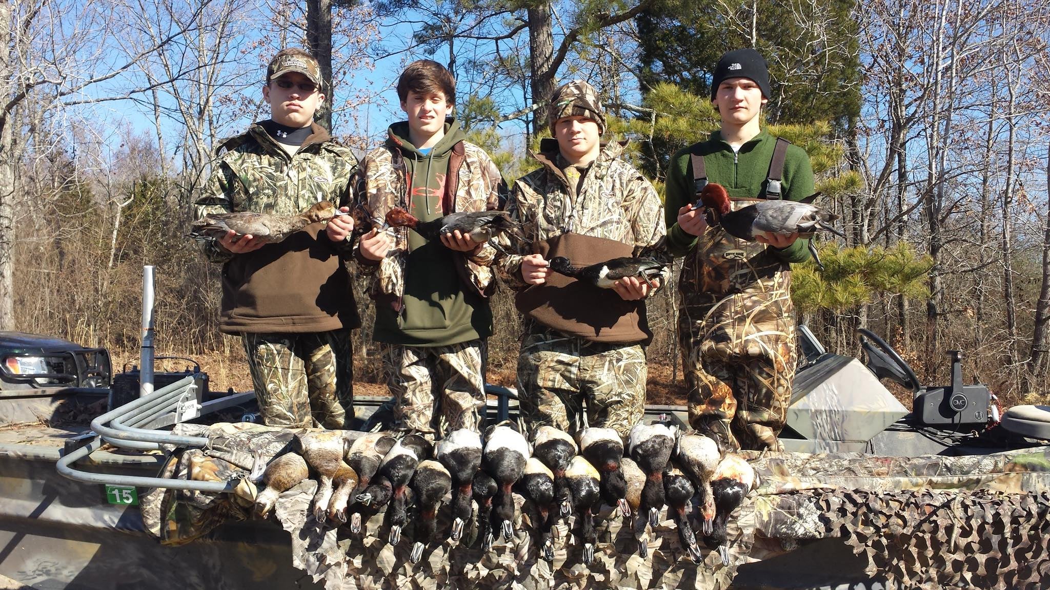 The Alabama Division of Wildlife and Freshwater Fisheries (WFF) has designated Saturday, November 17, 2018, as one of the 2018-19 hunting season’s Special Youth Waterfowl Hunting Days. On that day, youth under age 16 may hunt for waterfowl statewide when accompanied by a licensed adult hunter. Regular waterfowl season shooting hours, bag limits, legal arms and ammunitions apply to the special days. Hunting area rules and regulations also apply.